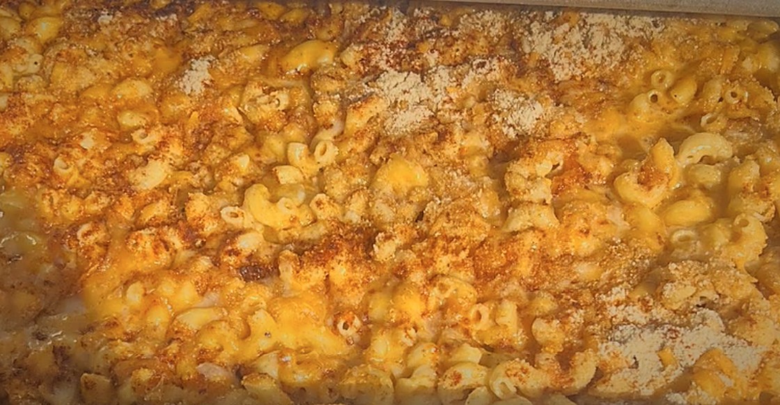 A fresh pan of mac & cheese, straight off the smoker